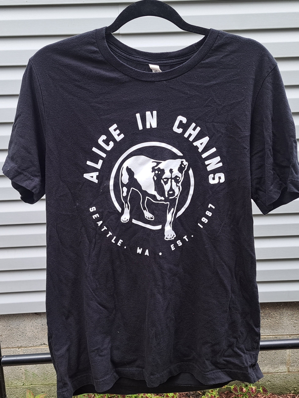 Alice In Chains Men's Lone Mutt Band Tee Size Large